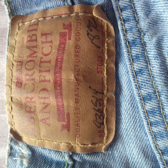 Jeans for man and dude alike - Picture 4 of 4